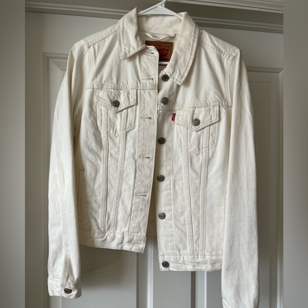 Levi’s Womens White Jean Jacket (M)